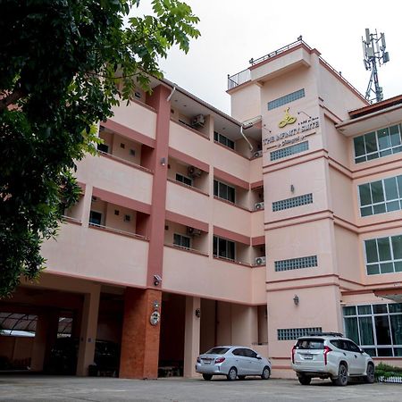 ดิ อินฟินิตี้ สูท Hotel เชียงราย ภายนอก รูปภาพ