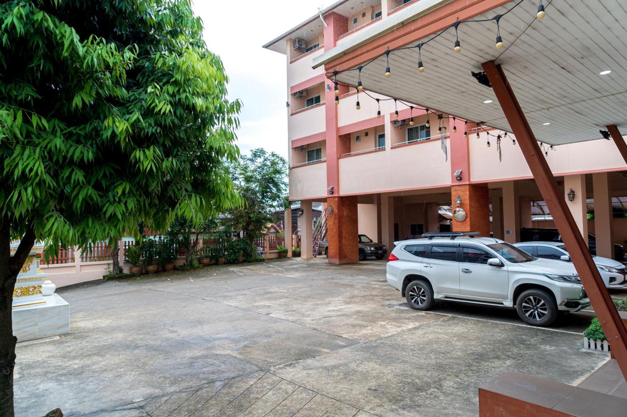 ดิ อินฟินิตี้ สูท Hotel เชียงราย ภายนอก รูปภาพ